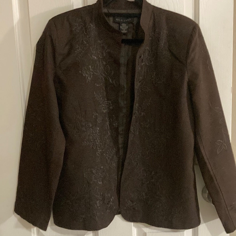 Silk Land brown embroidered lined blazer size 12, Long sleeves, Chinese collar. - Picture 2 of 12